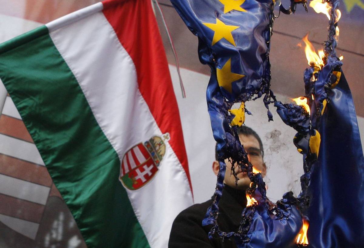Санкции против России обошлись в миллиарды: Венгрия требует от ЕС объяснений