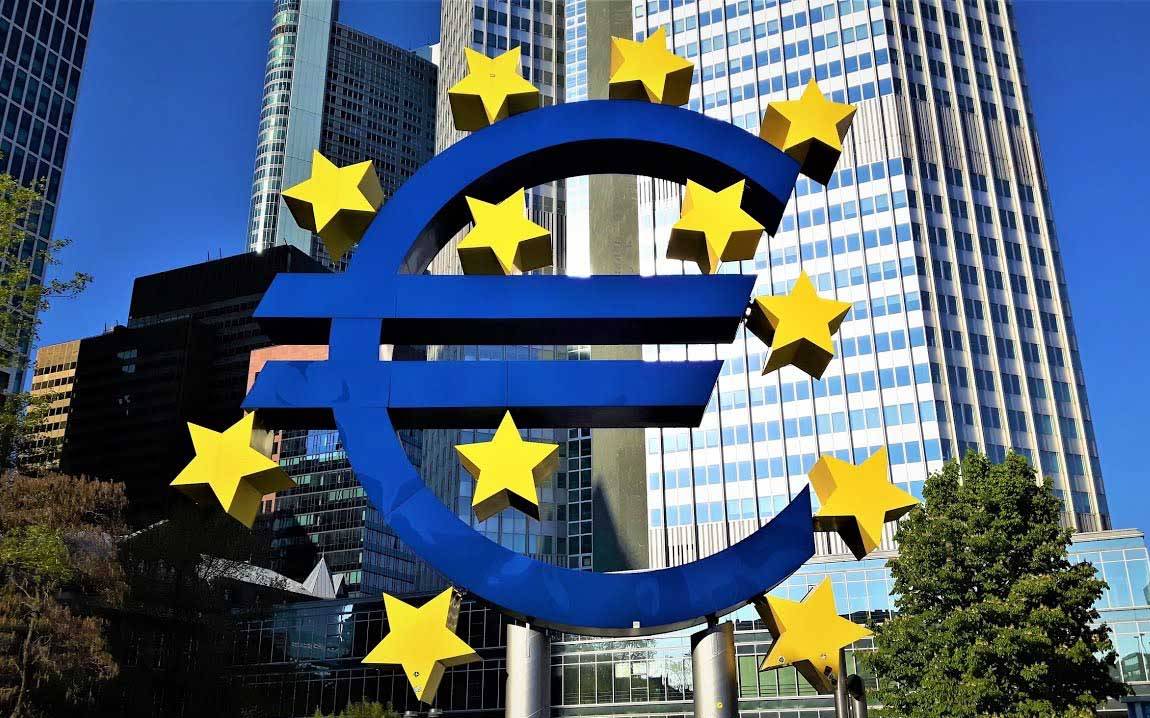 Отказ от доллара: Евросоюз готовится перейти на евро