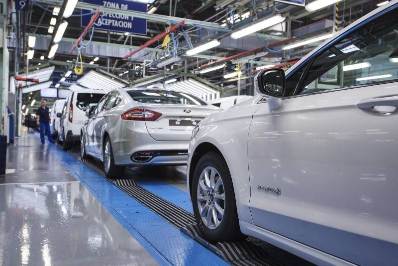 Российское производство «стабилизирует» Ford и Renault