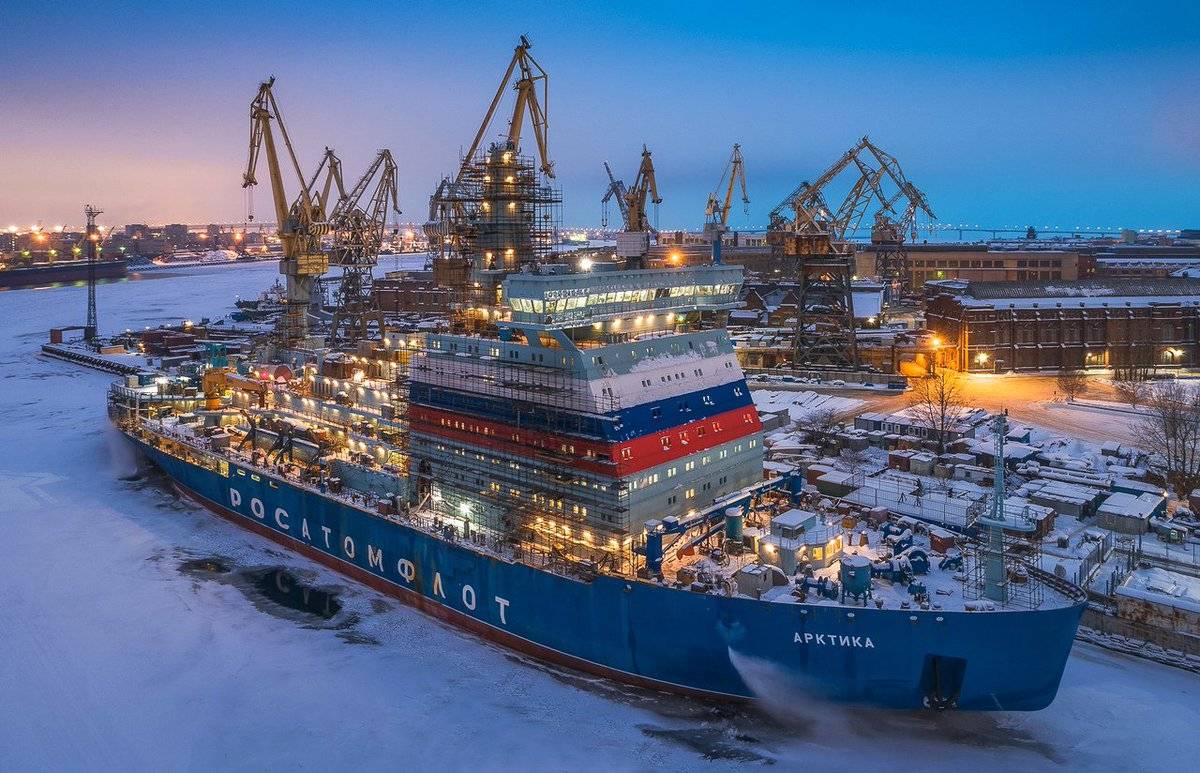Для российских ледоколов создадут особый электродвигатель