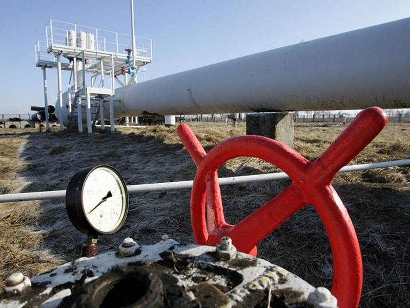 Польша бравирует, но дешевый газ купит у России