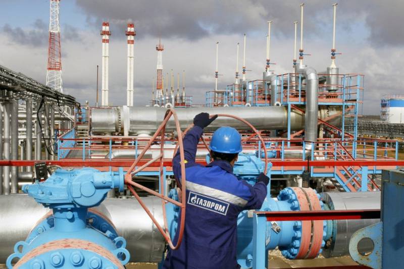 «Газпром» заставляют «подружиться» с Киевом
