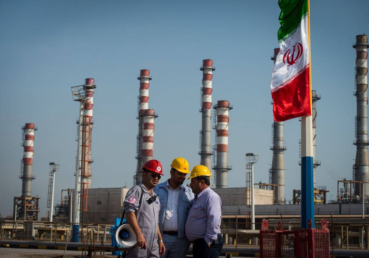 Иранской нефтянке приказали «готовиться к нападению»