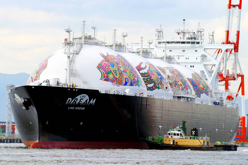 Китайские танкеры обеспечат перевозки российского газа