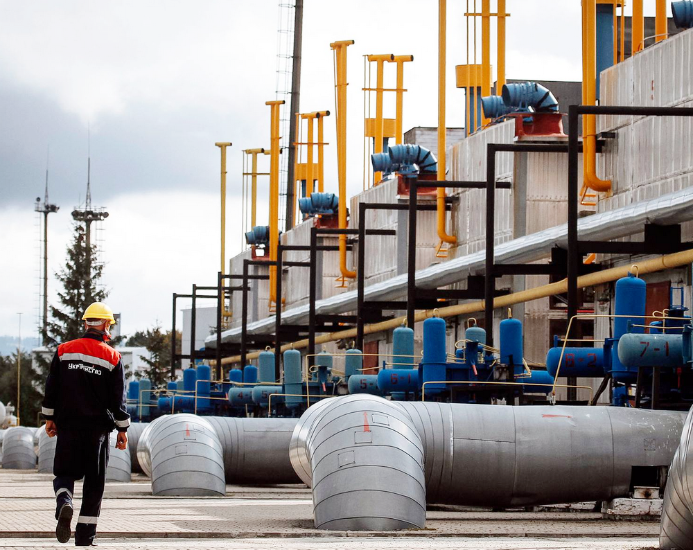 Молдова собралась хранить купленный у России газ на Украине