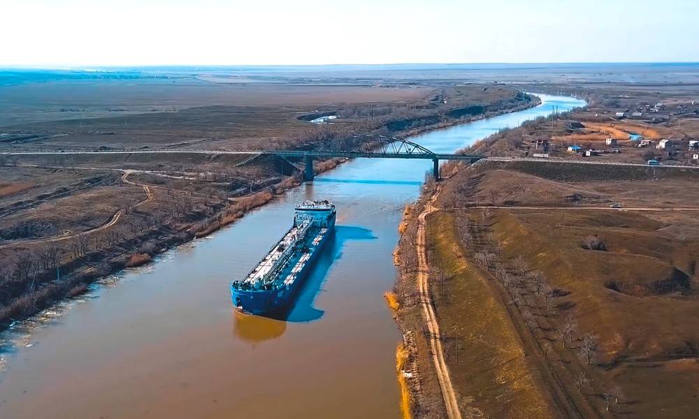 Волгодонский канал. Канал Волга Дон. Волго-Донской канал Каспийское море. Волго-Донской канал с высоты. Азовском море Донской канал.