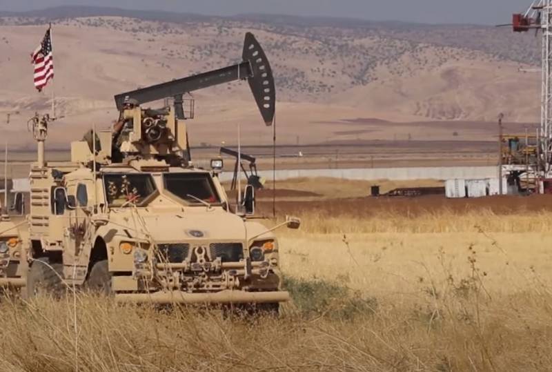 Отбирают контроль над месторождениями у Ирана: турецкое СМИ о «нефтяной операции» России в Сирии