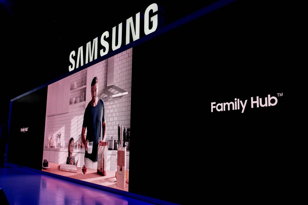 Samsung анонсировала "самое мощное" устройство