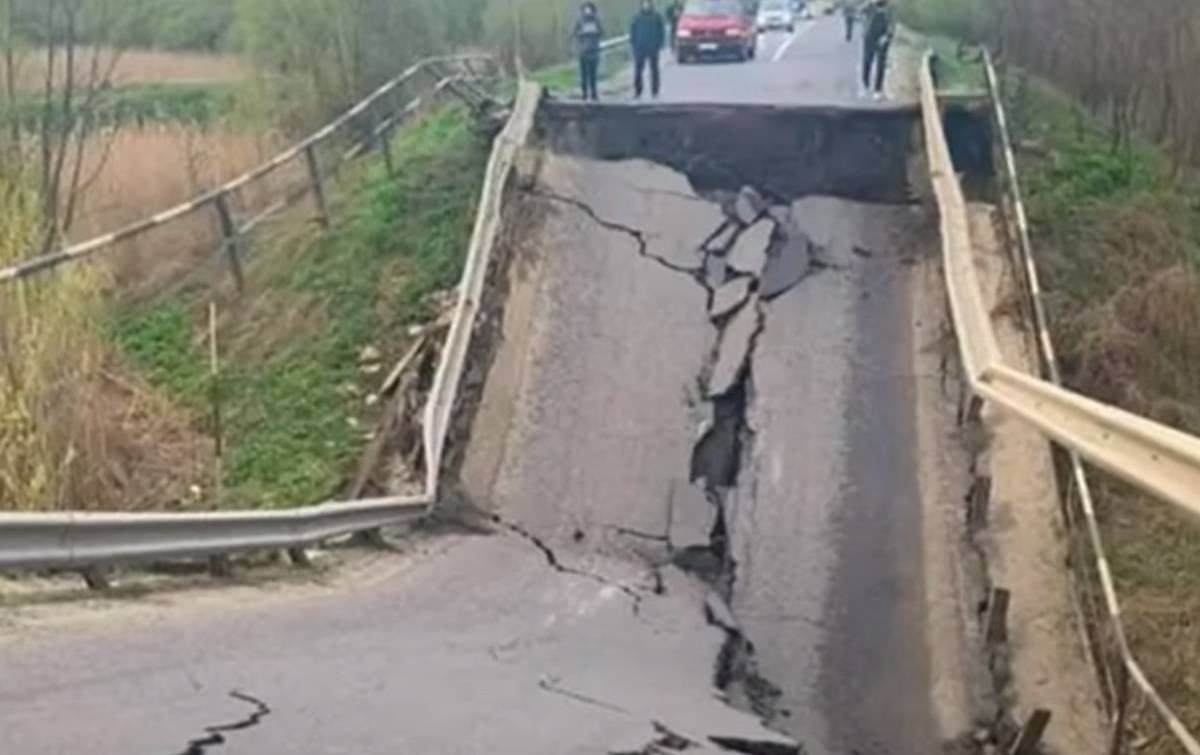 «Усталость» украинских мостов: один рухнул и еще 169 в предаварийном состоянии