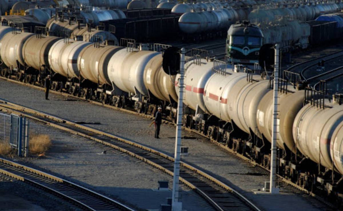 Нефть и газ из РФ будут «менять прописку» в Азербайджане перед поставками в «русофобские» страны