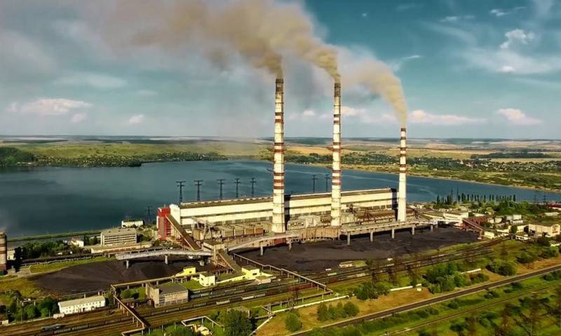 «Просит помощи у РФ и Белоруссии»: На Украине «заканчивается» электроэнергия