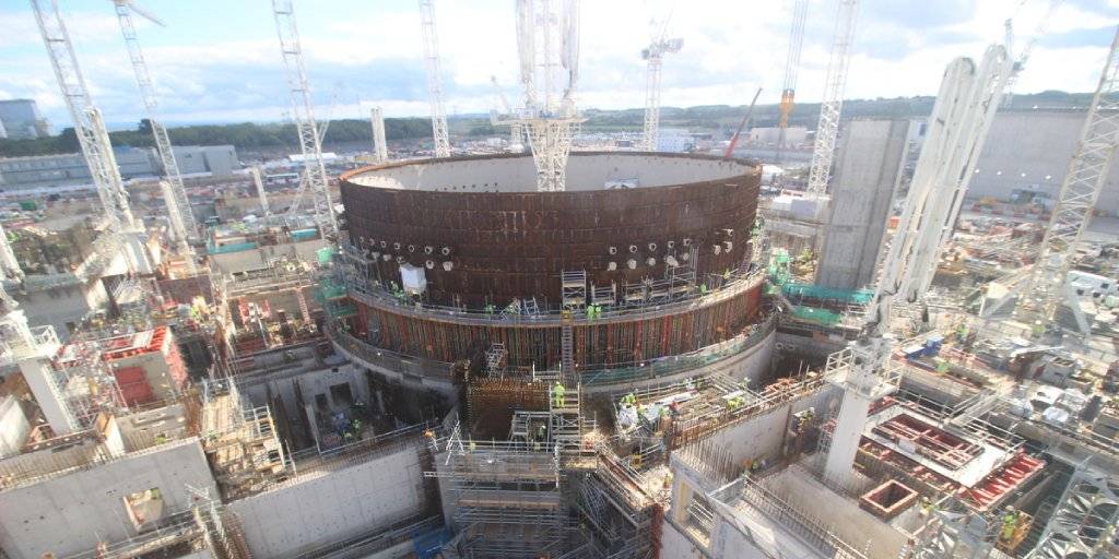 Британский журналист: Великобритании нужно строить больше АЭС, а то придется просить у Путина разрешения включить чайник
