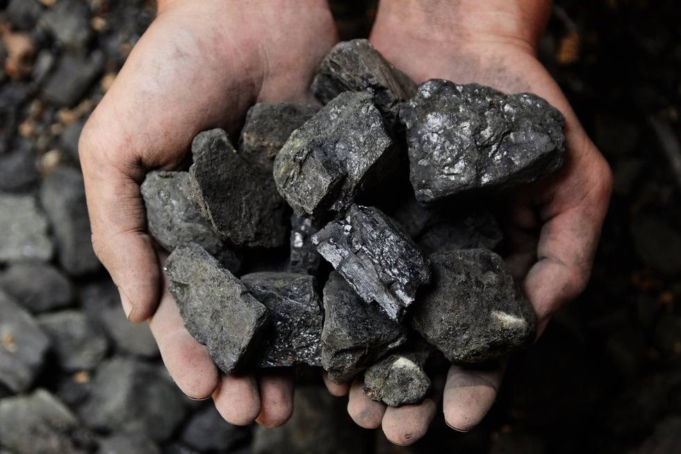 «Мы не забываем о сохранении климата»: В КНР комментируют увеличение добычи угля