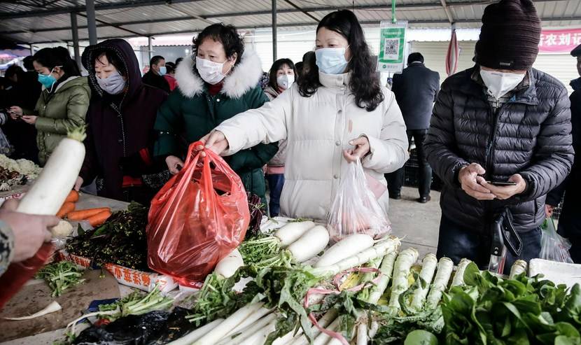 Власти КНР рекомендовали населению запасаться продуктами питания: о возможных причинах