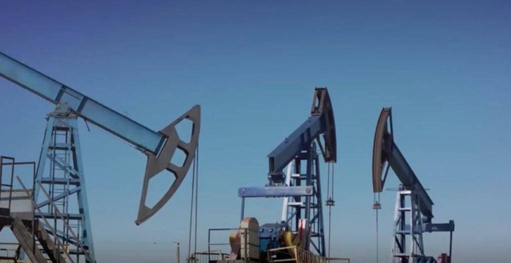 На Западе после введения санкций против России резко выросли цены на нефть и газ