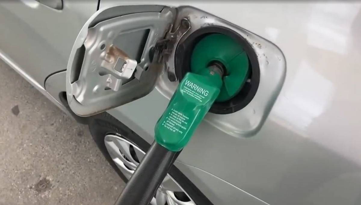 Аналитики прогнозируют в США стоимость бензина до 10 долларов за галлон уже к концу лета