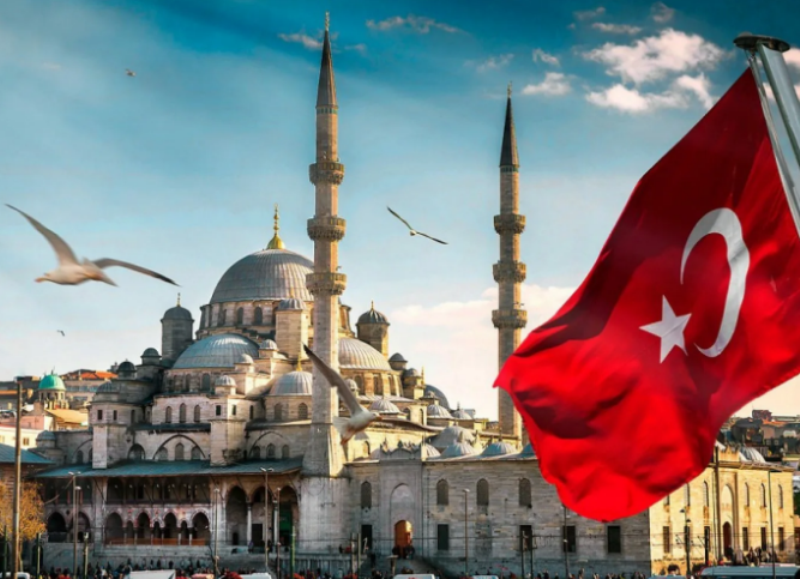 Глава федерации турецких отельеров: Восточные европейцы и израильтяне на отдыхе в Турции не так щедры, как россияне