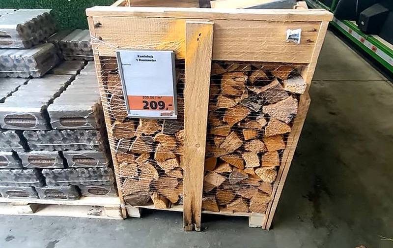 В Латвии печное отопление дровами становится прерогативой богачей
