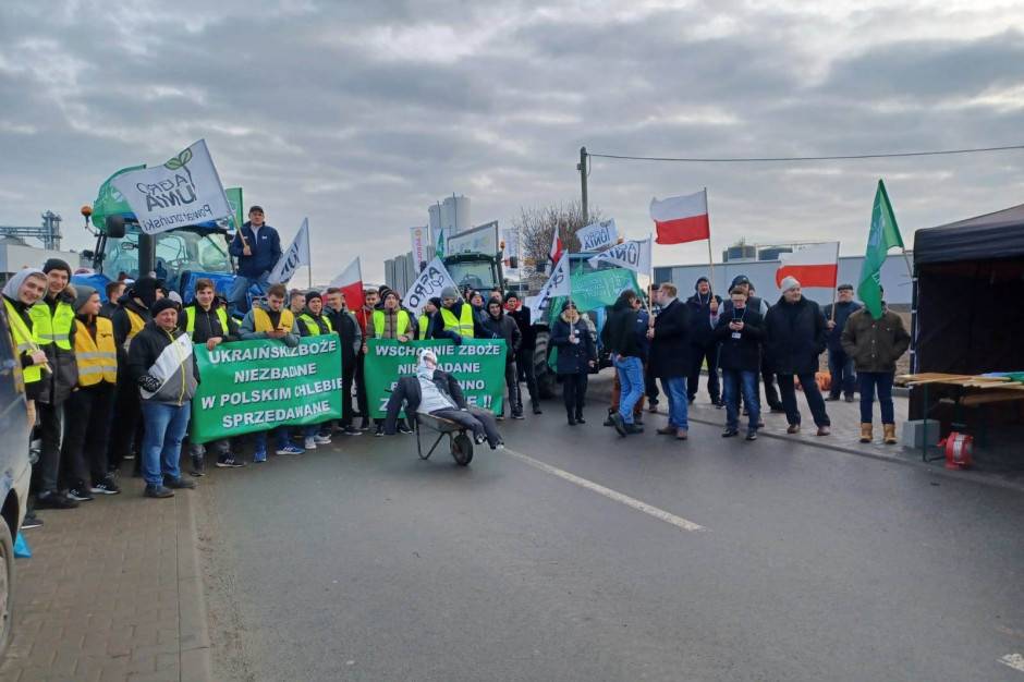 Польские фермеры блокировали границу с Украиной - против поставок зерна