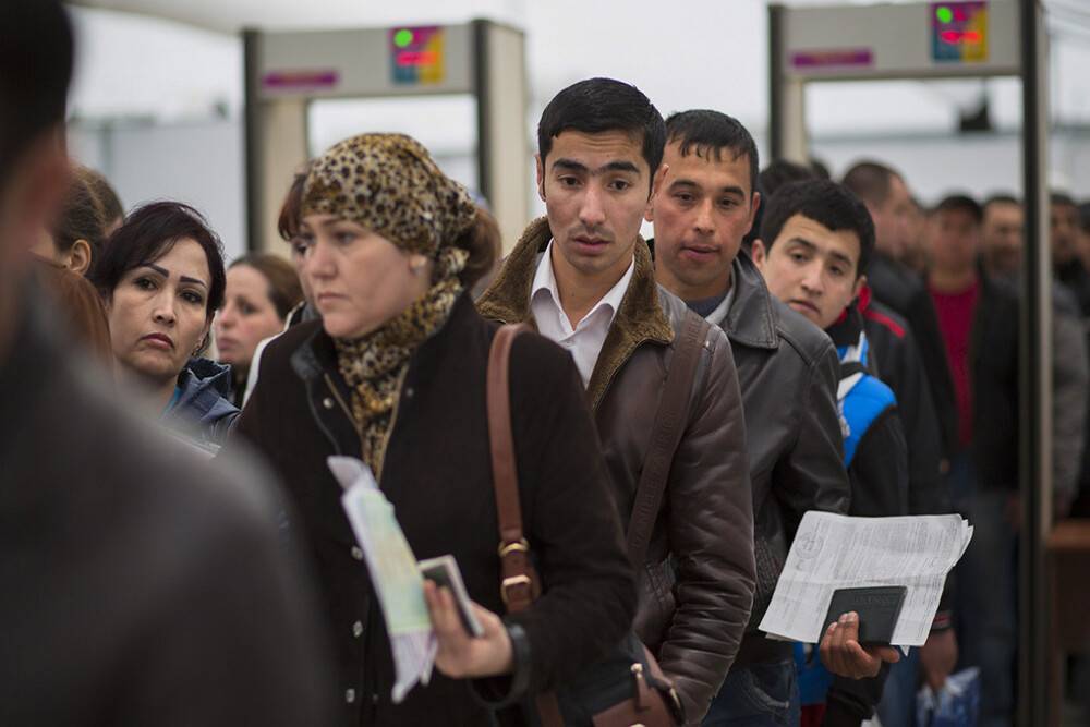Растет переселение этнических таджиков в Россию на правах ее граждан