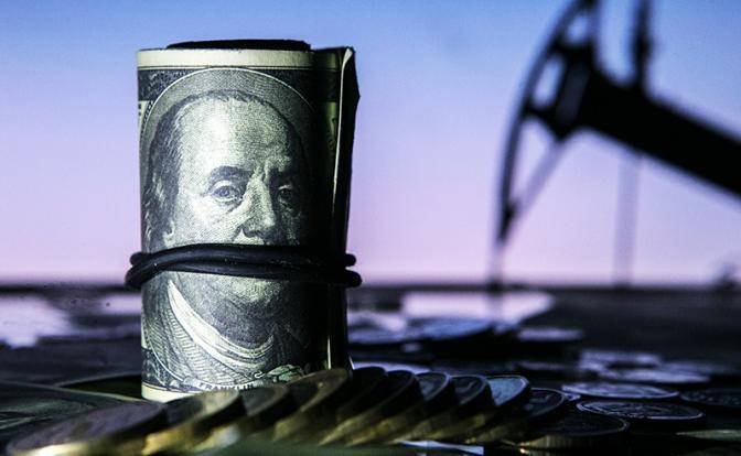 Из-за Украины нефтедоллар доживает последние деньки