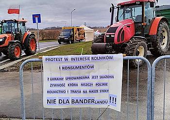 Поляки заблокировали границу, протестуя против импорта зерна из Бандерштата
