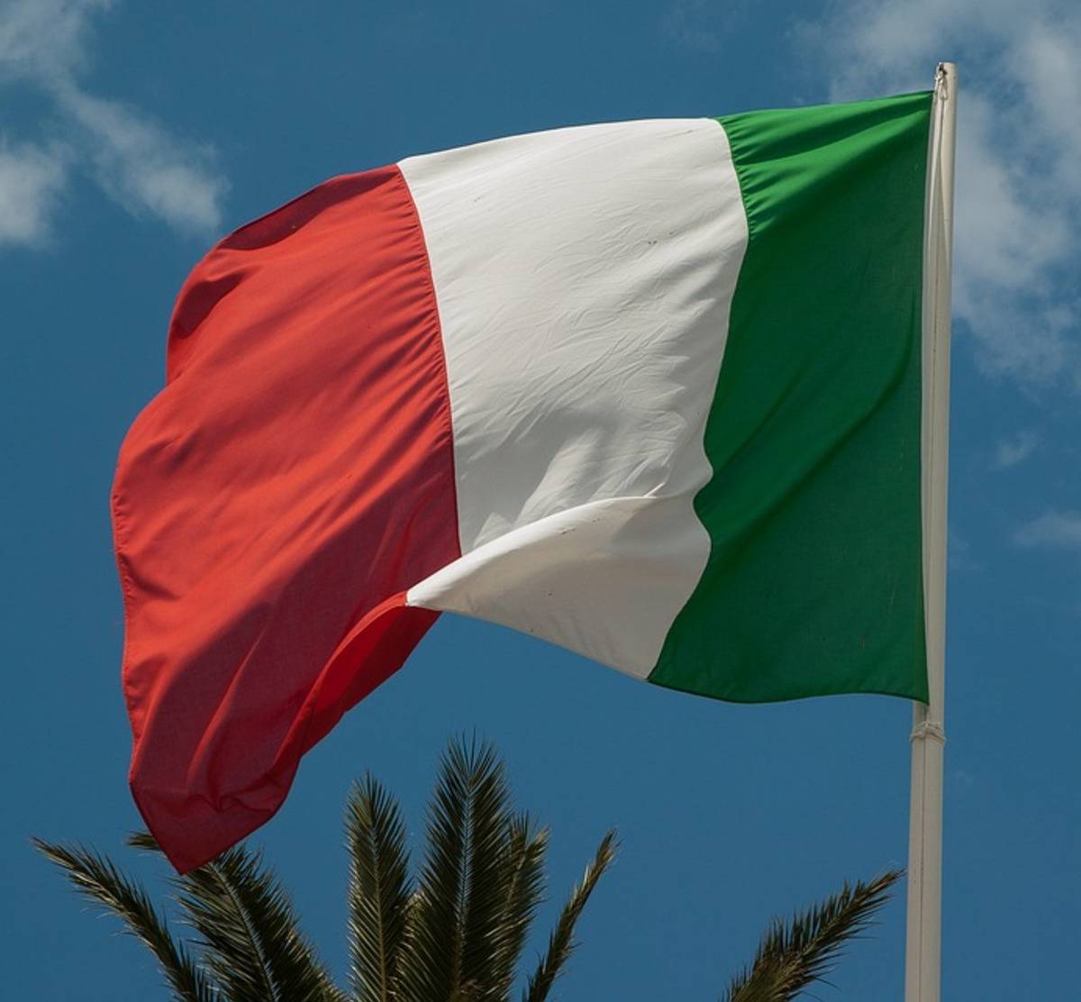 Тарифы на услуги ЖКХ в Италии увеличились на 68,7%