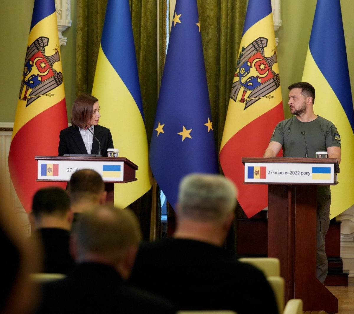 Молдова поддалась на угрозы Украины в ущерб своим интересам