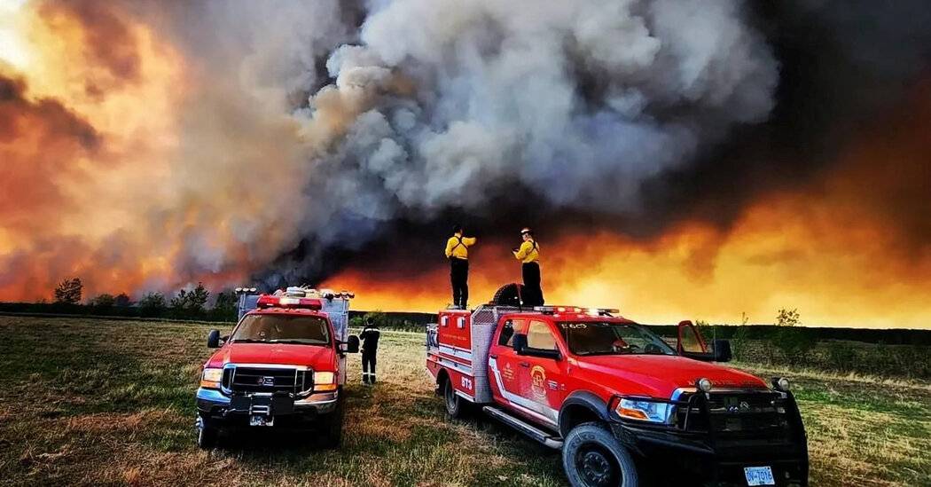 NYT: Лесные пожары в Канаде сильно ударили по нефтегазовой отрасли