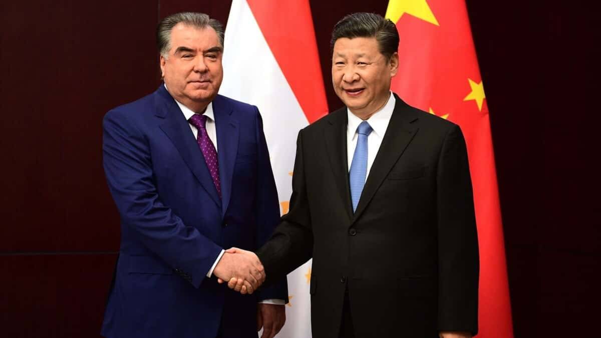 Безвозмездно? Как китайские инвестиции влияют на экономику Таджикистана