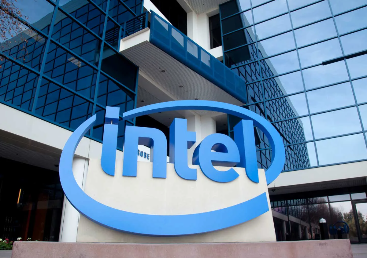 Минфин Германии не одобрил увеличение субсидий на строительство для Intel