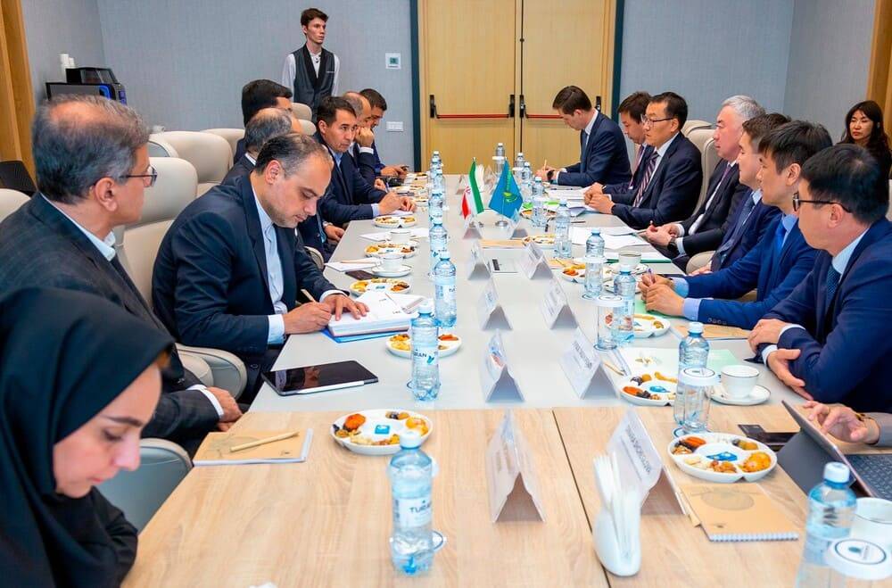 Казахстан и Иран планируют довести взаимный товарооборот до $3 млрд