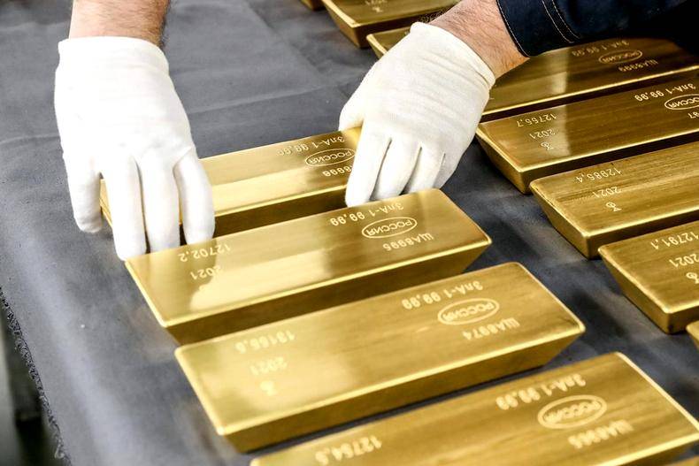 Золото бежит из США и Великобритании