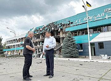 Разрушенный измаильский порт: На помощь Украине приходит Румыния