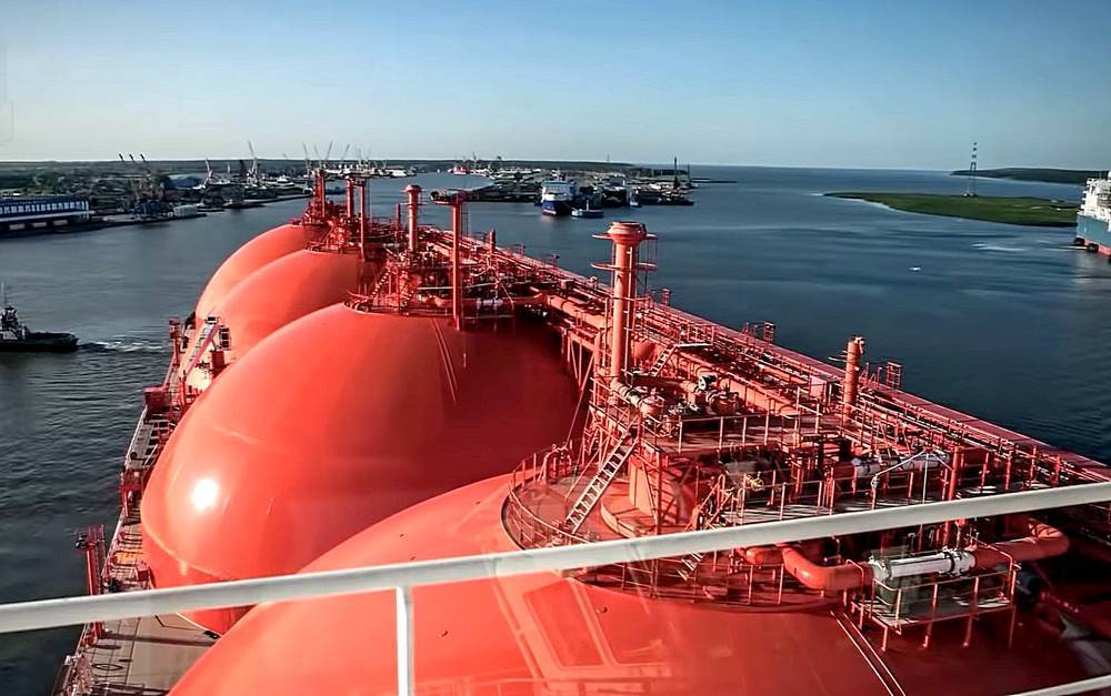 Российский газ дойдет до Германии через Оман в виде СПГ