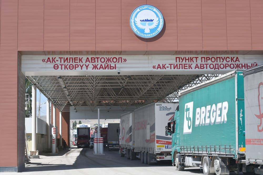 Пробка из фур на киргизско-казахской границе пока рассосалась. Ждать новой?