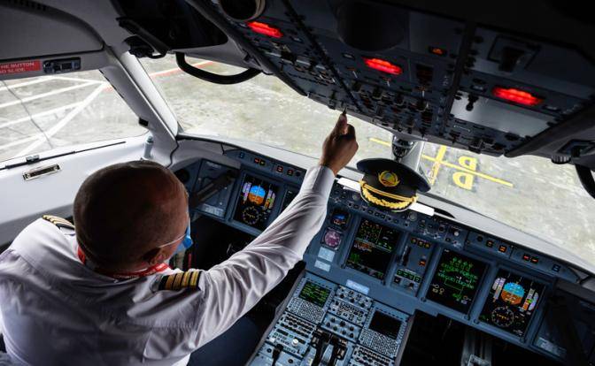 Авиакомпании РФ хотят «сдавать» самолеты с экипажами друг другу