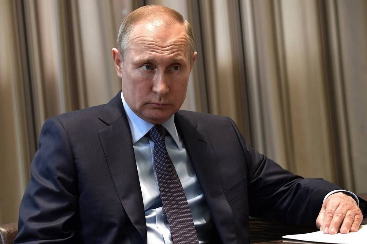 Путин бросил вызов могущественной группировке внутри России
