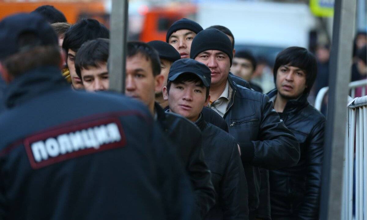 С чем связан рост преступности мигрантов в России?