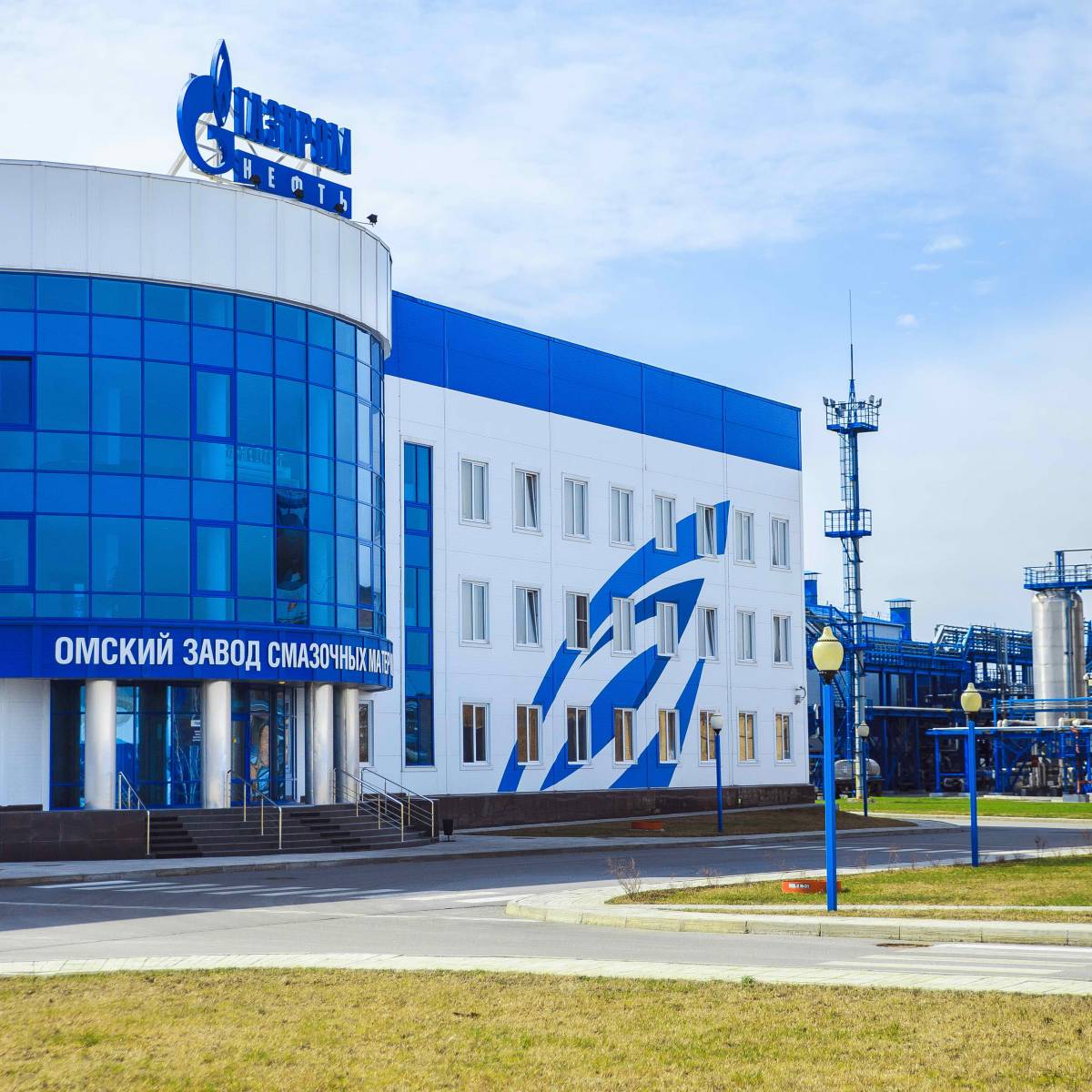 В России построен новый комплекс, он обеспечит синтетическими маслами всю страну