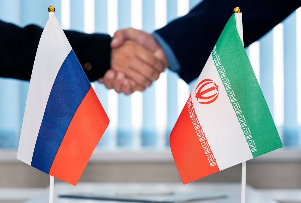 Иран и Россия в своих взаимоотношениях отказались и от SWIFT, и от доллара