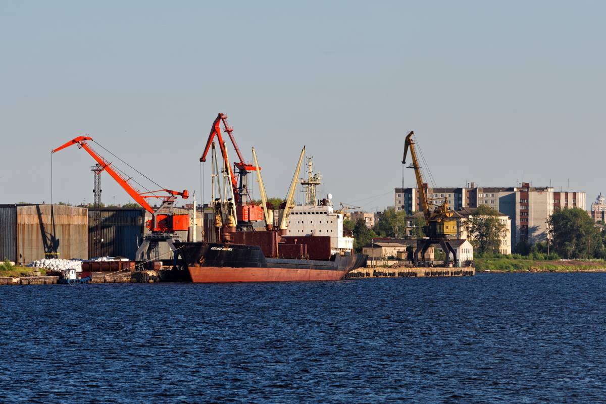 Порт Архангельска предложил свои услуги экспортерам из Белоруссии