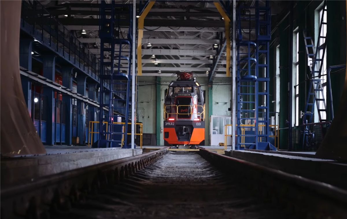Серийное производство локомотива ЭМКА2 запустят в Ростовской области