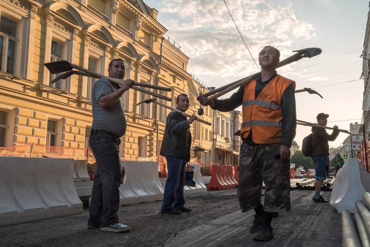 В Санкт-Петербурге спрогнозируют потребность в иностранной рабочей силе