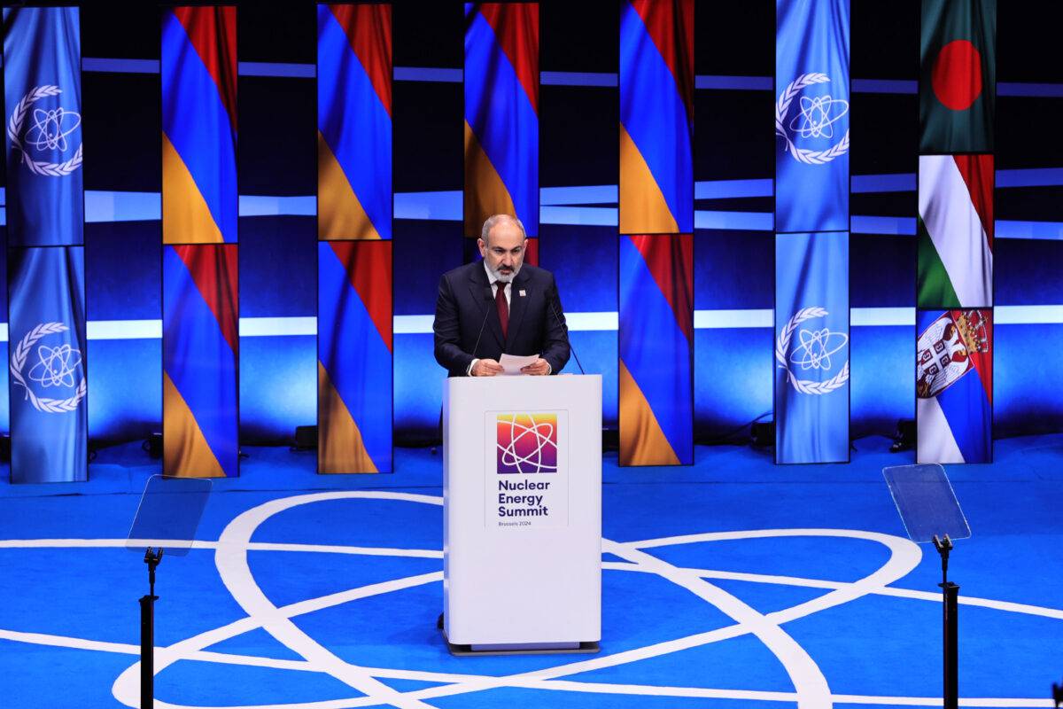Никол Пашинян — на пути к отказу от атомной генерации в Армении?
