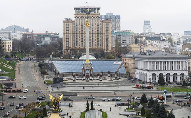 Украина вьется вокруг русских миллиардов