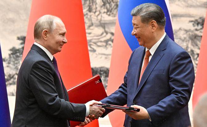 Доллар по боку: Путин и Си Цзиньпин о самом главном договорились устно