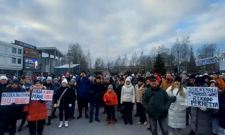 Финны готовы к протестам: требования открыть границы с РФ становятся громче