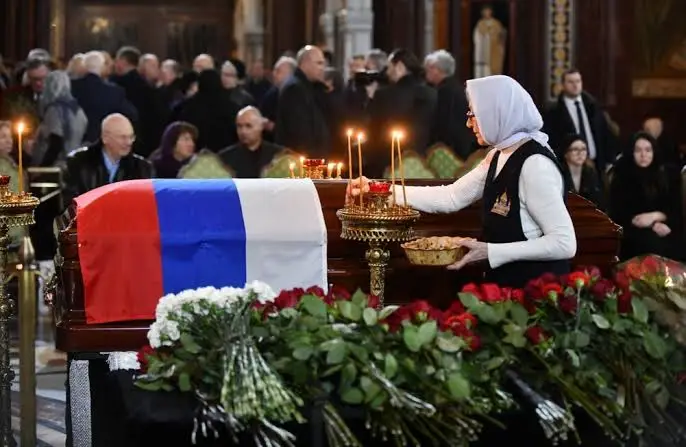 Госуслуги для усопших: в России планируют ввести онлайн-оформление похорон