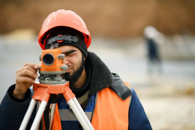 Удар по бизнесу РФ: штрафы за нелегальный найм мигрантов вырастут в разы